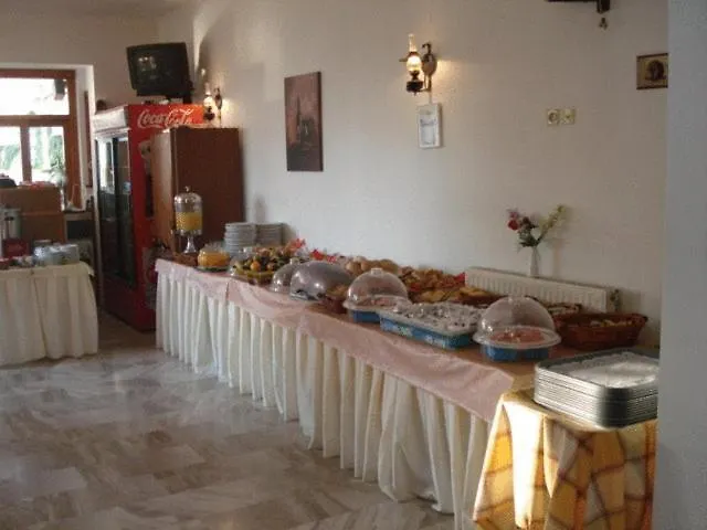 Oscar Lefkada Nidhrion
