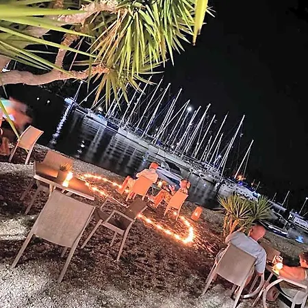 Oscar Lefkada מלון 2*