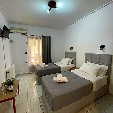Hotel Oscar Lefkada 2*